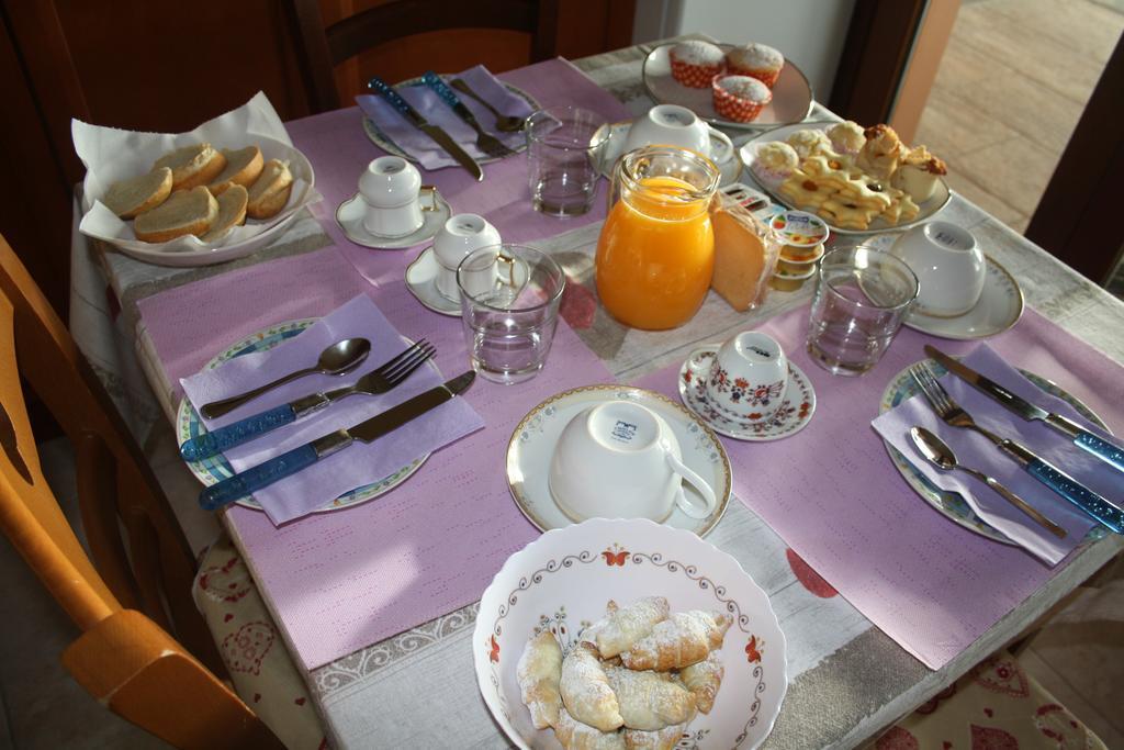 Bed and Breakfast La Pavoncella Виллапутцу Экстерьер фото